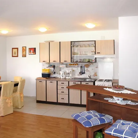 Apartment Mario - Mlk163 By Interhome Dobrinj